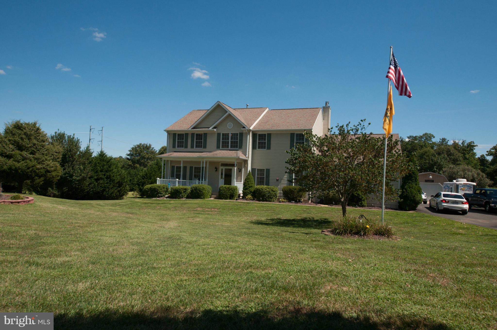 WOODBOURNE ESTATES - Residential