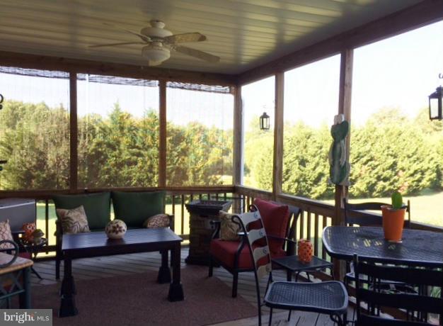 WOODBOURNE ESTATES - Residential