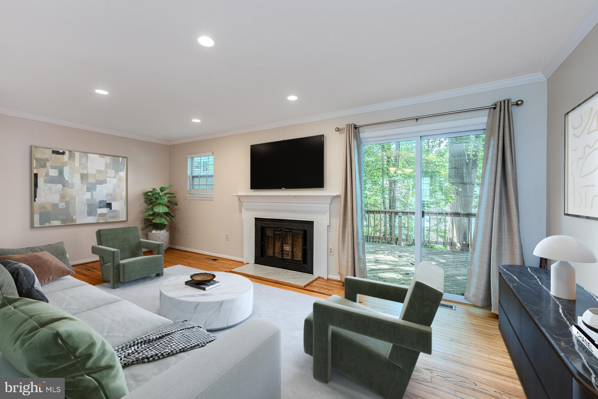 10024 PARK WOODS LANE