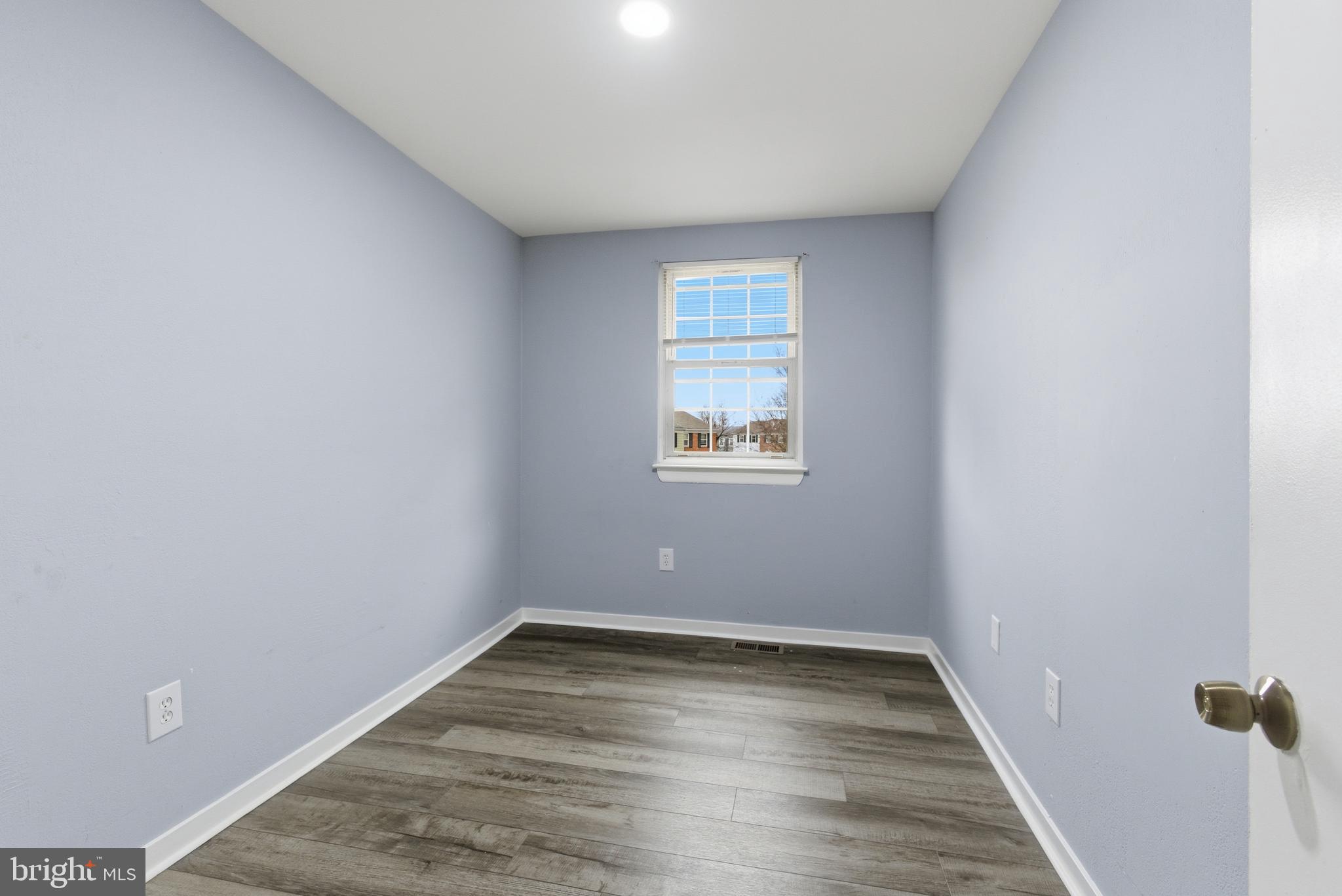 FERNDALE - Residential Lease