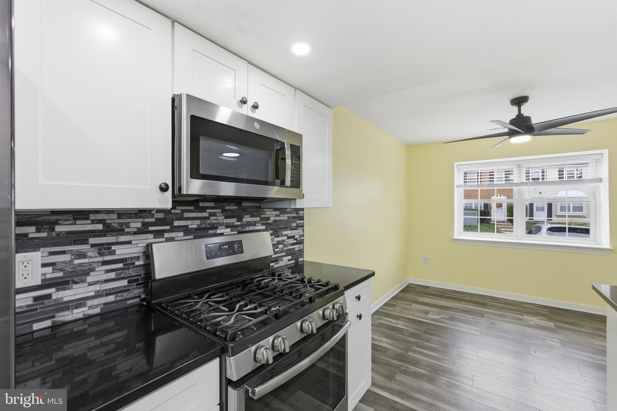 FERNDALE - Residential Lease