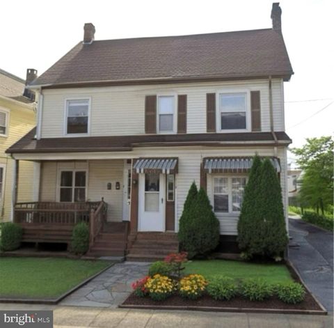 116 S FRANKLIN STREET RED LION PA 17356