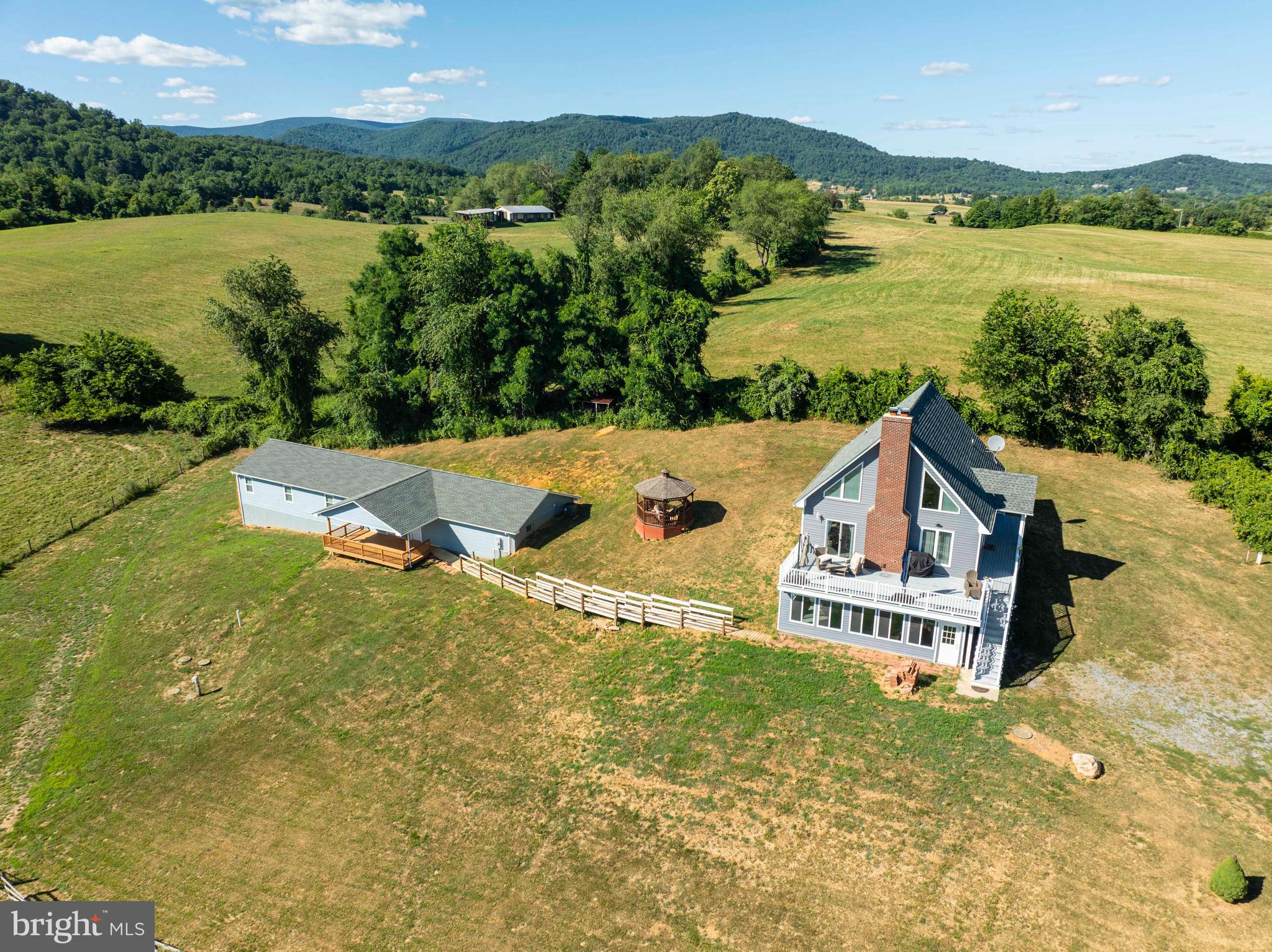 32 OLD HOLLOW ROAD
