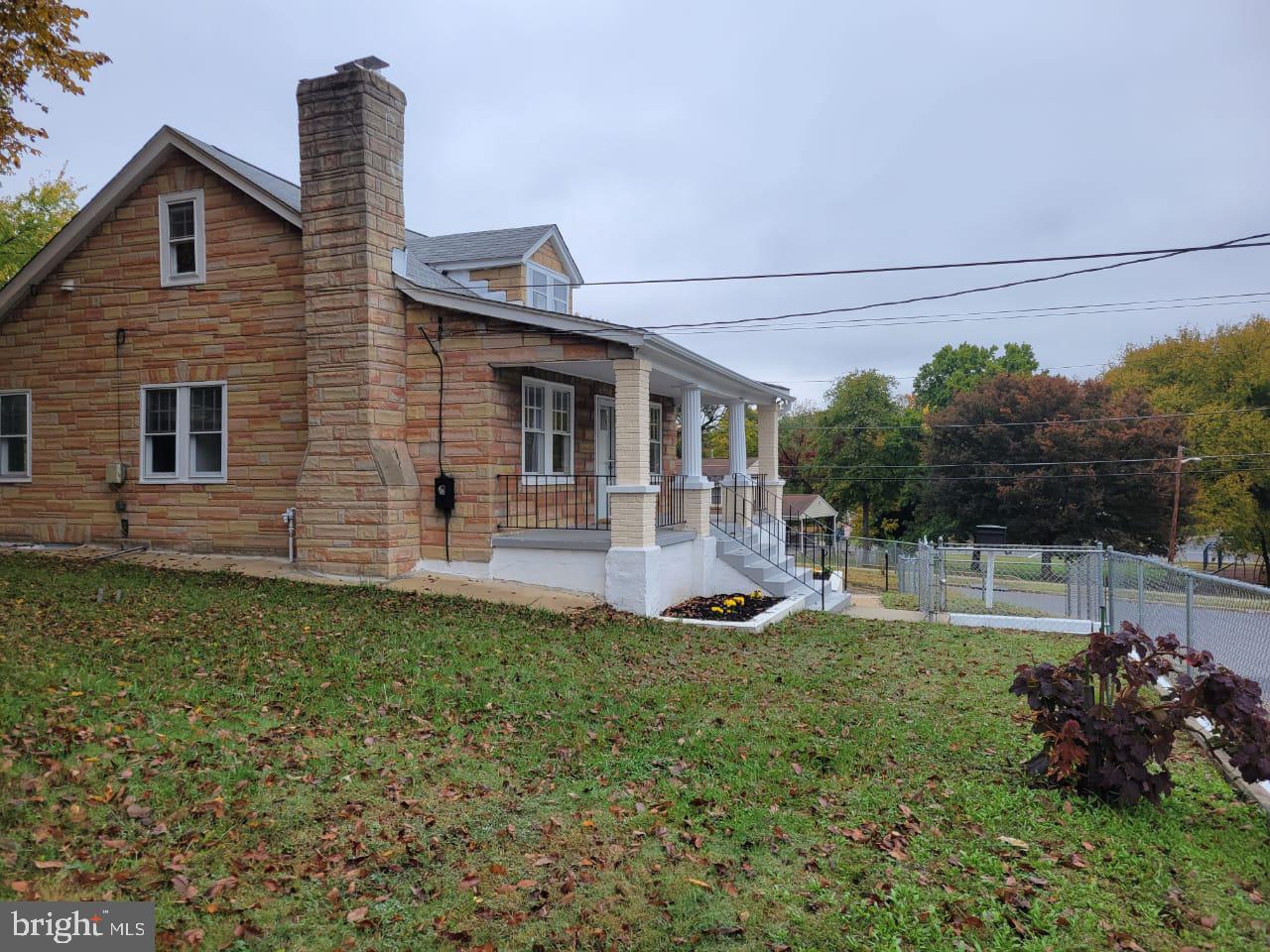 DEANWOOD PARK - Residential