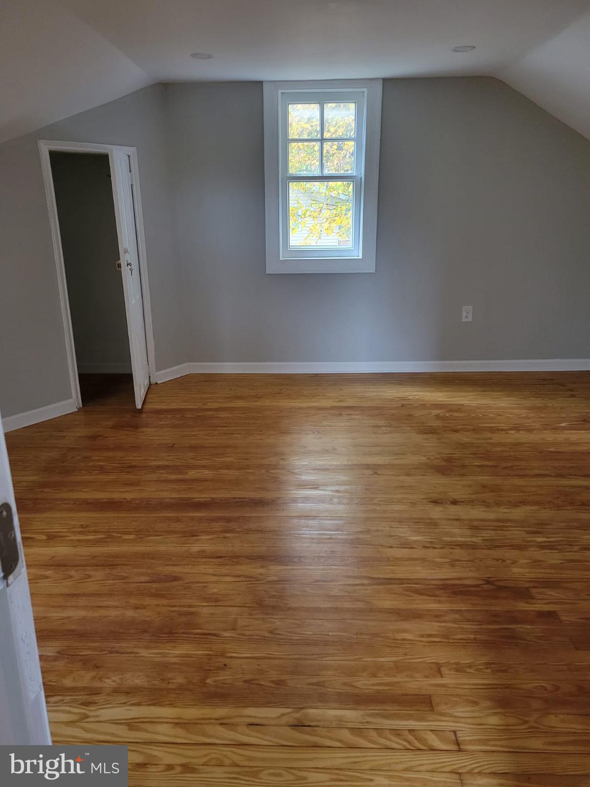 DEANWOOD PARK - Residential