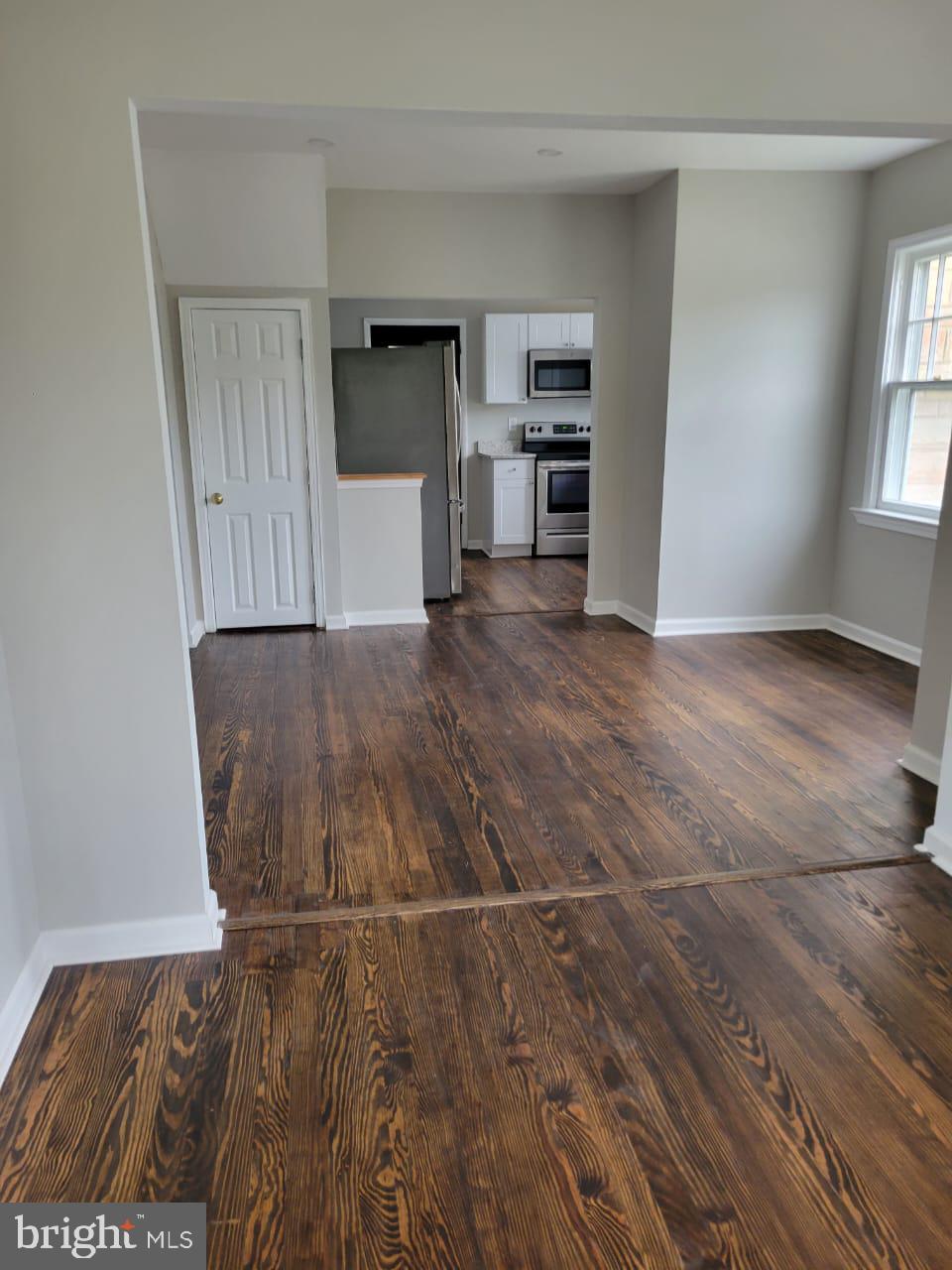 DEANWOOD PARK - Residential