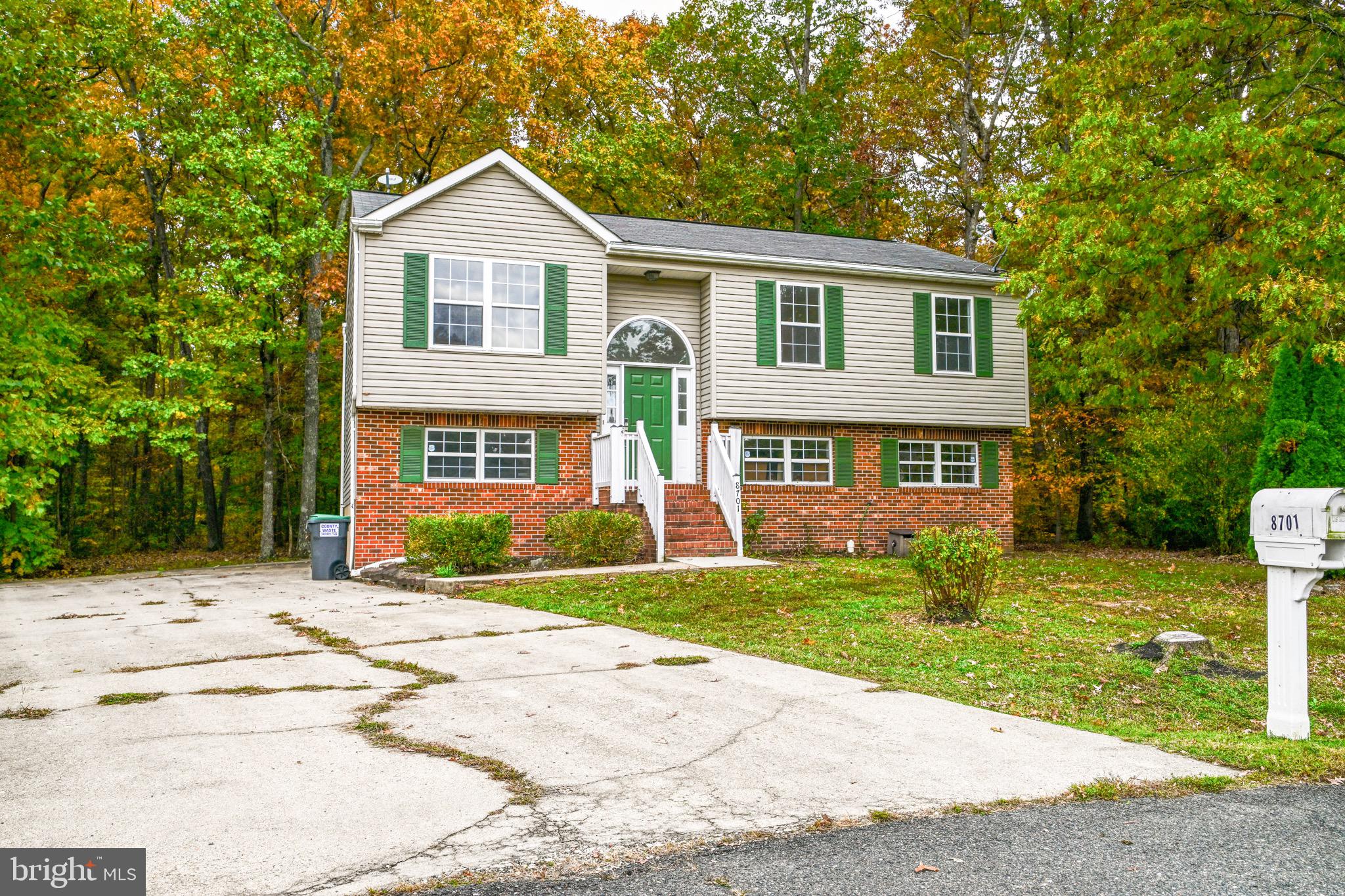 SOUTH OAKS - Residential