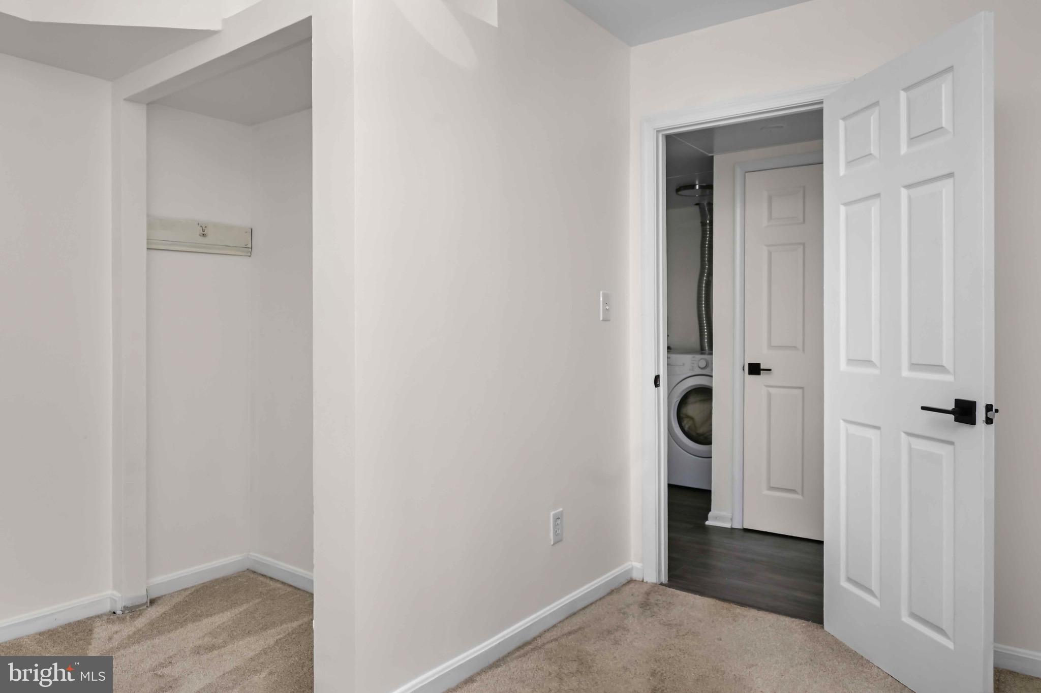 SOUTH OAKS - Residential