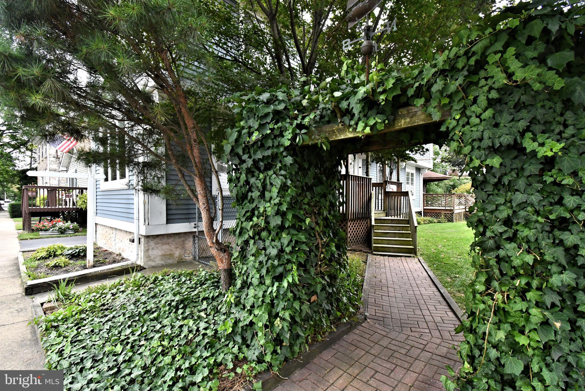 209 S DELMORR AVENUE