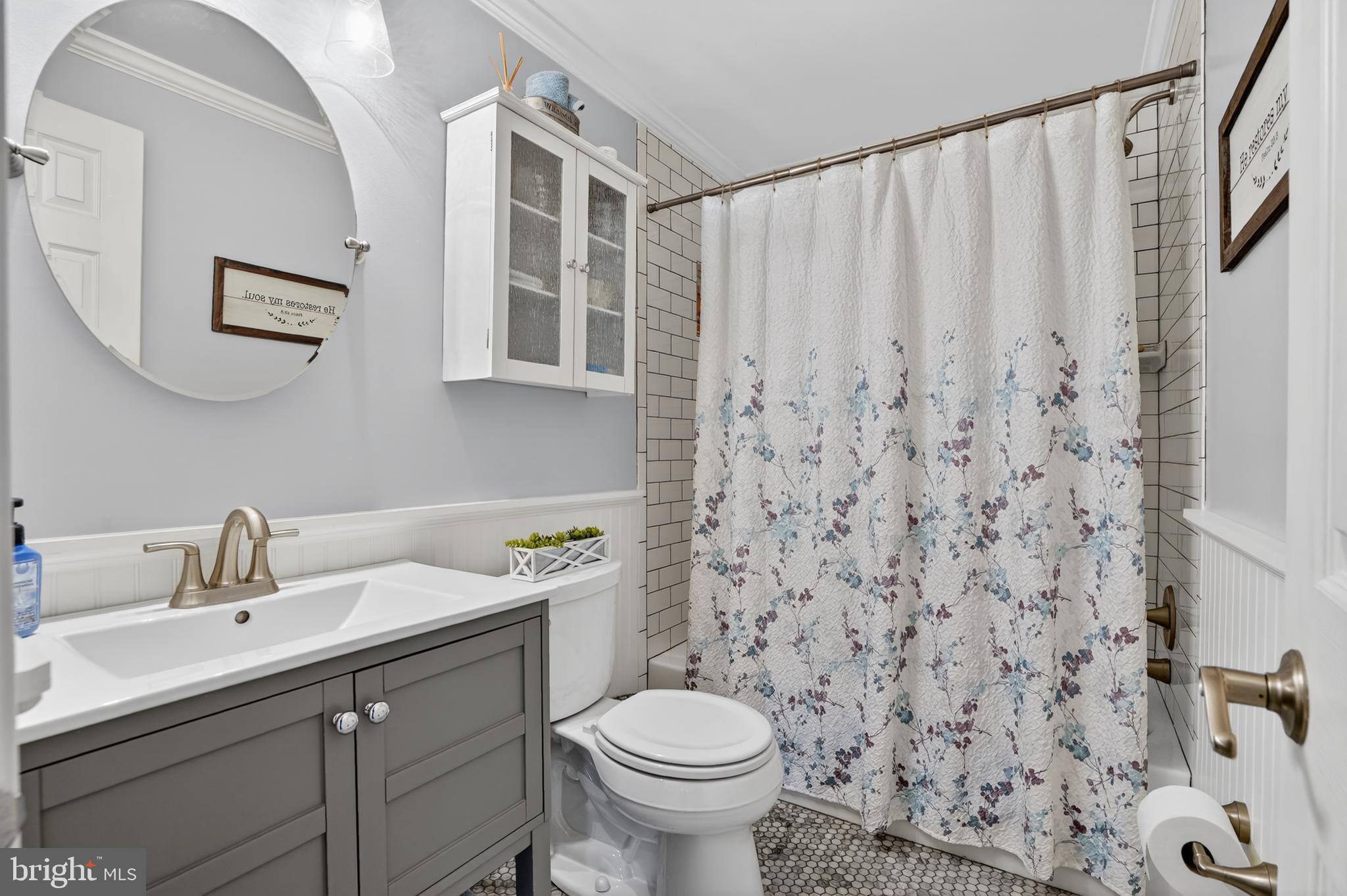 FOX MILL ESTATES - Residential