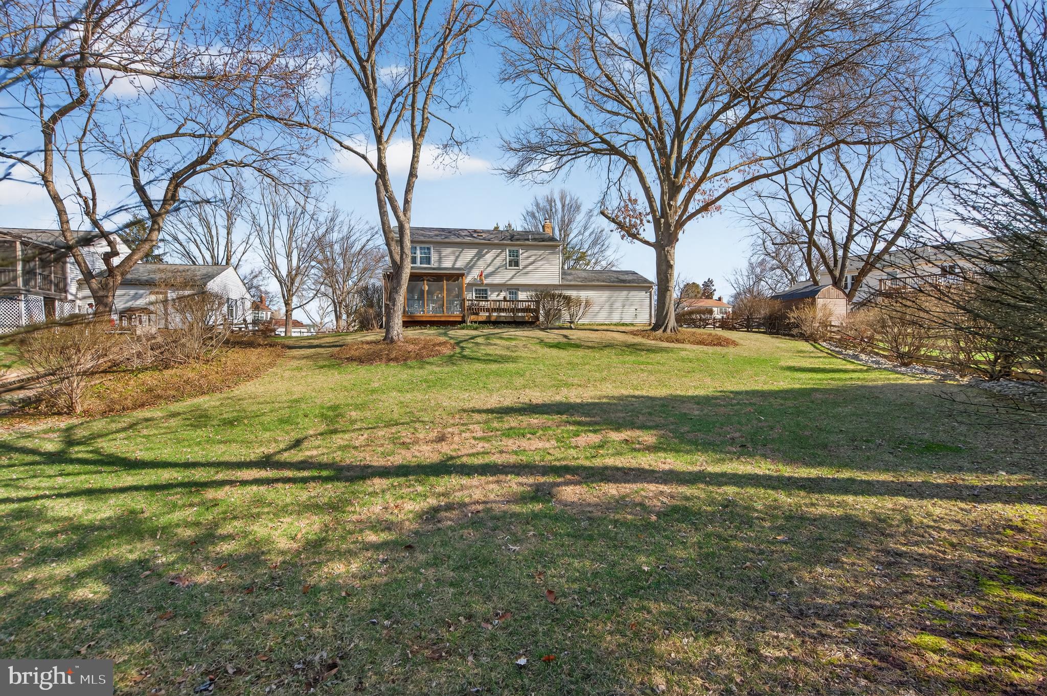 FOX MILL ESTATES - Residential