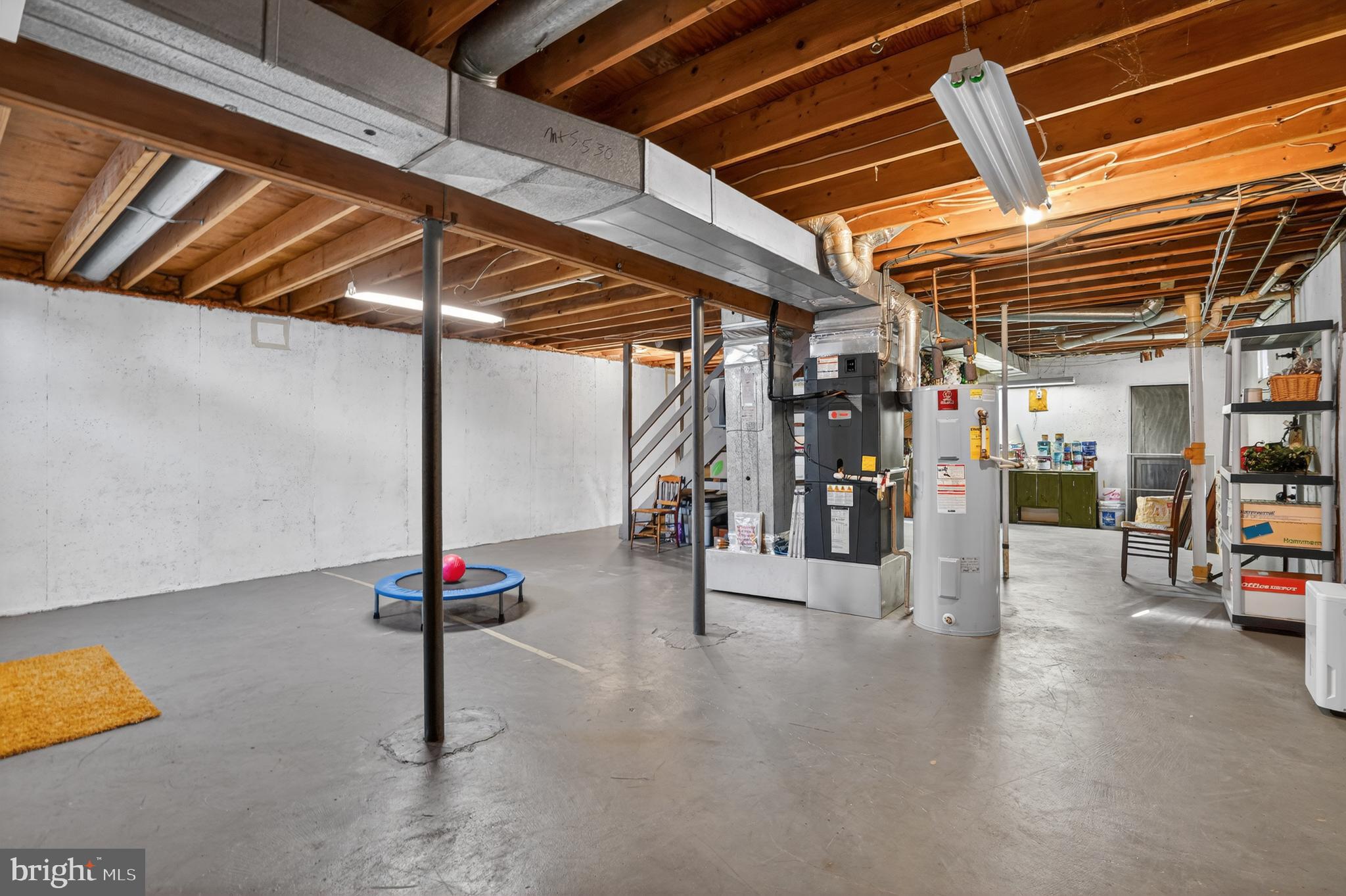 FOX MILL ESTATES - Residential