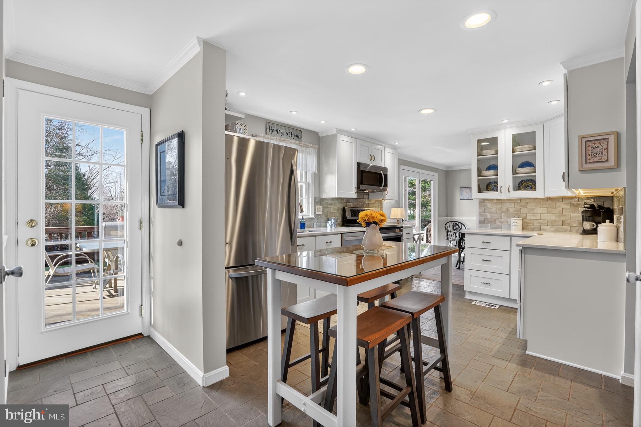 FOX MILL ESTATES - Residential