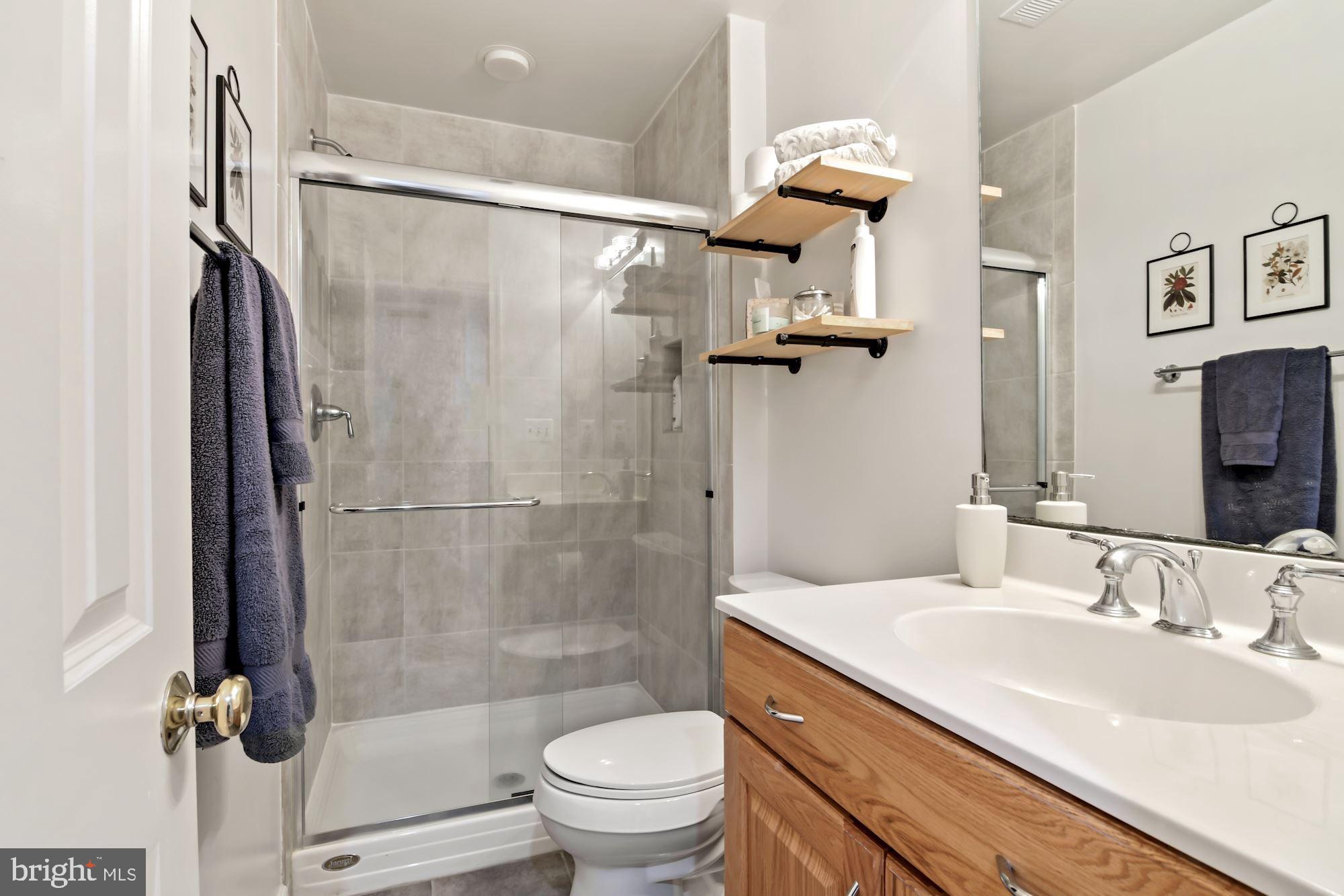 EDSALL PARK - Residential