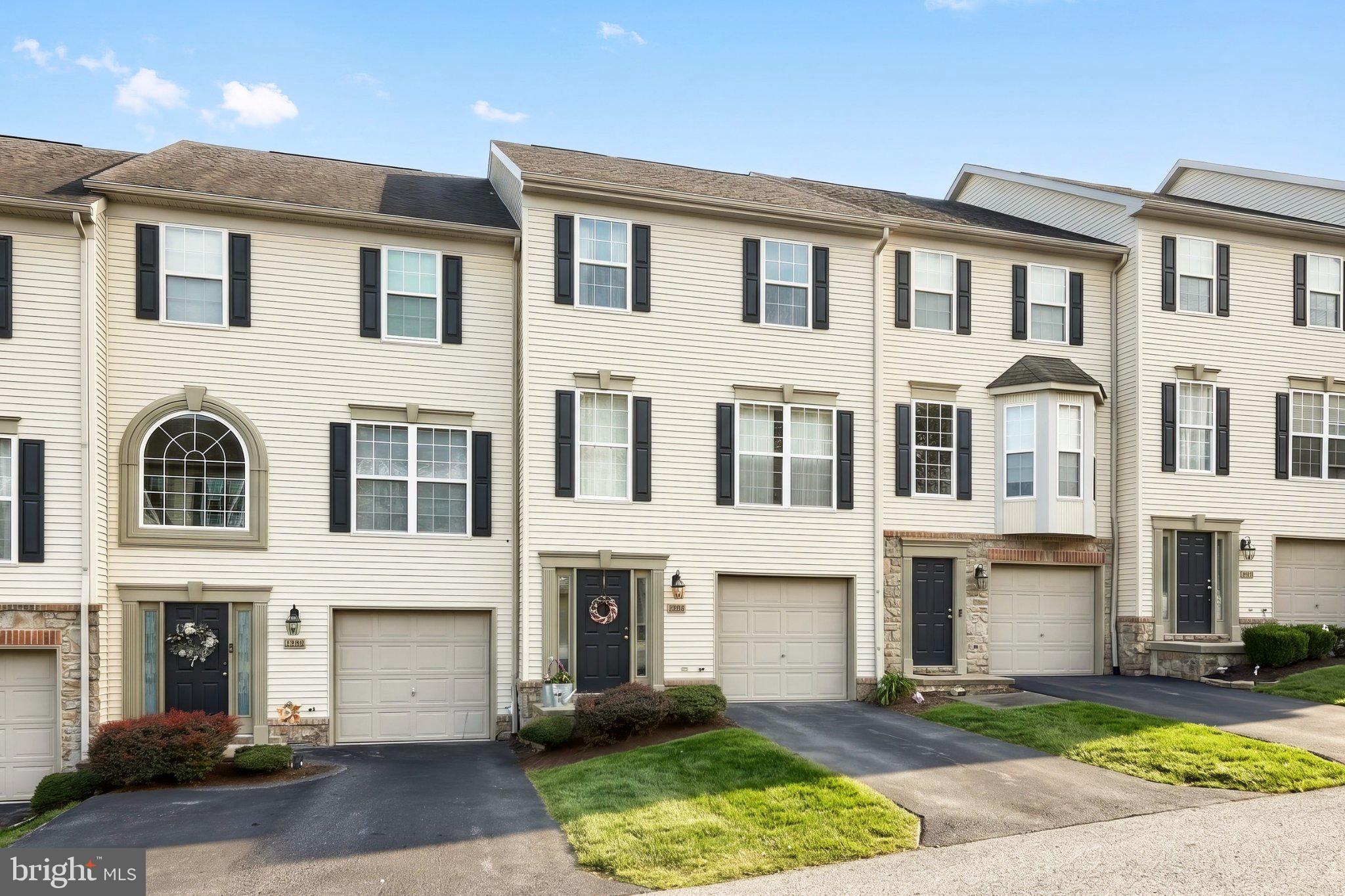 2720 HUNT CLUB DRIVE 4