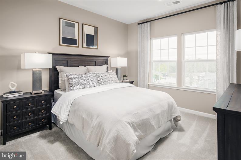 SOUTHLAKE - Residential