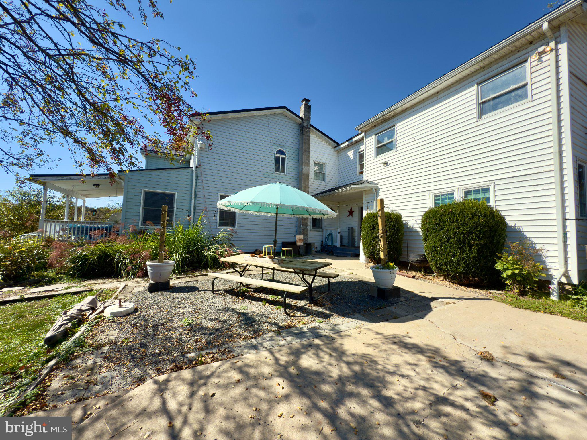 316 OLD COUNTY ROAD