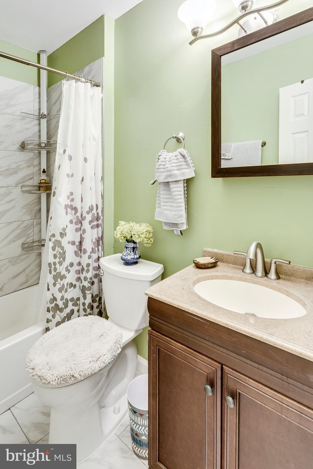 ASPEN GLEN - Residential