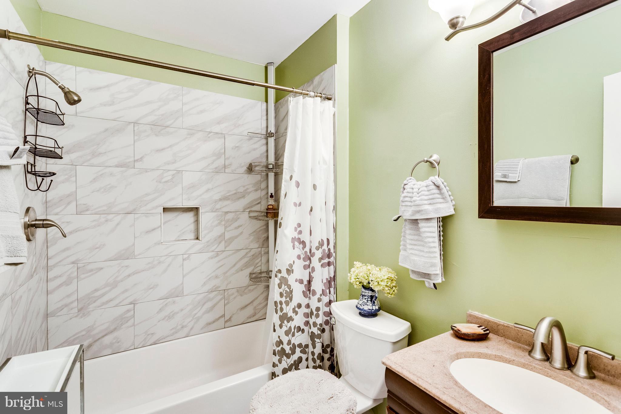 ASPEN GLEN - Residential