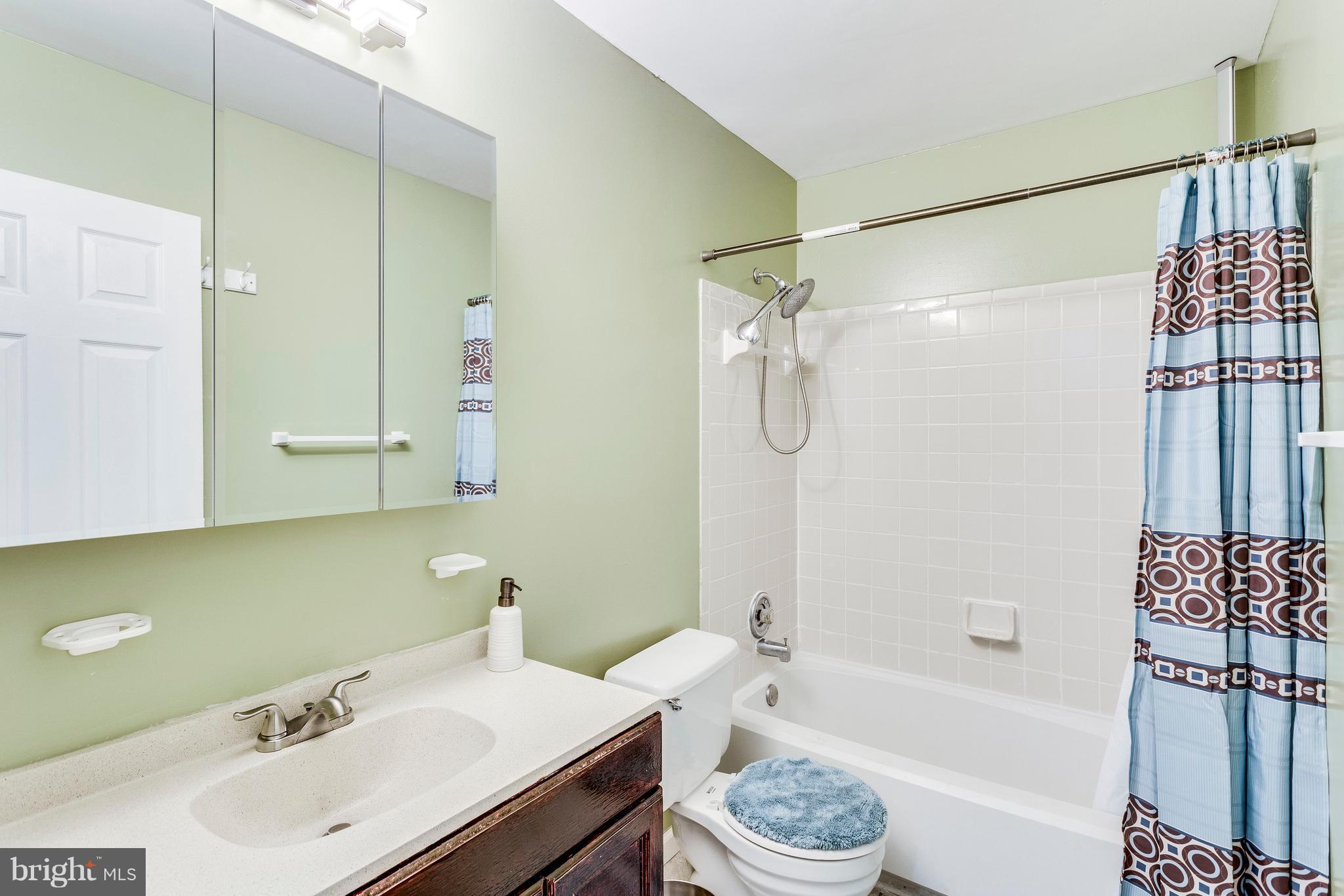 ASPEN GLEN - Residential