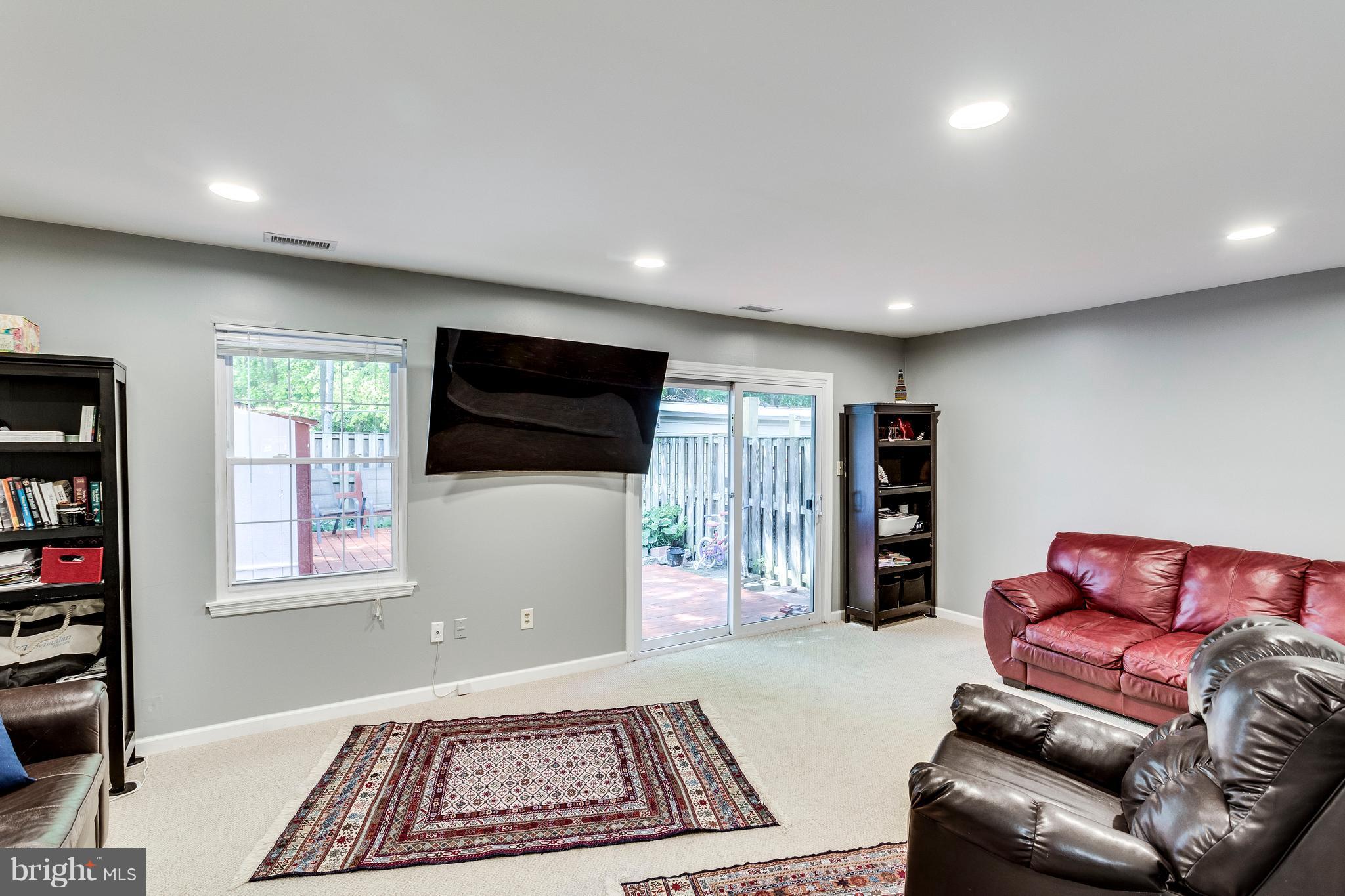 ASPEN GLEN - Residential