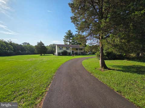 Homes For Sale - 125 E Dark Hollow Road Road<br/> Bucks County, PIPERSVILLE, PA 18947