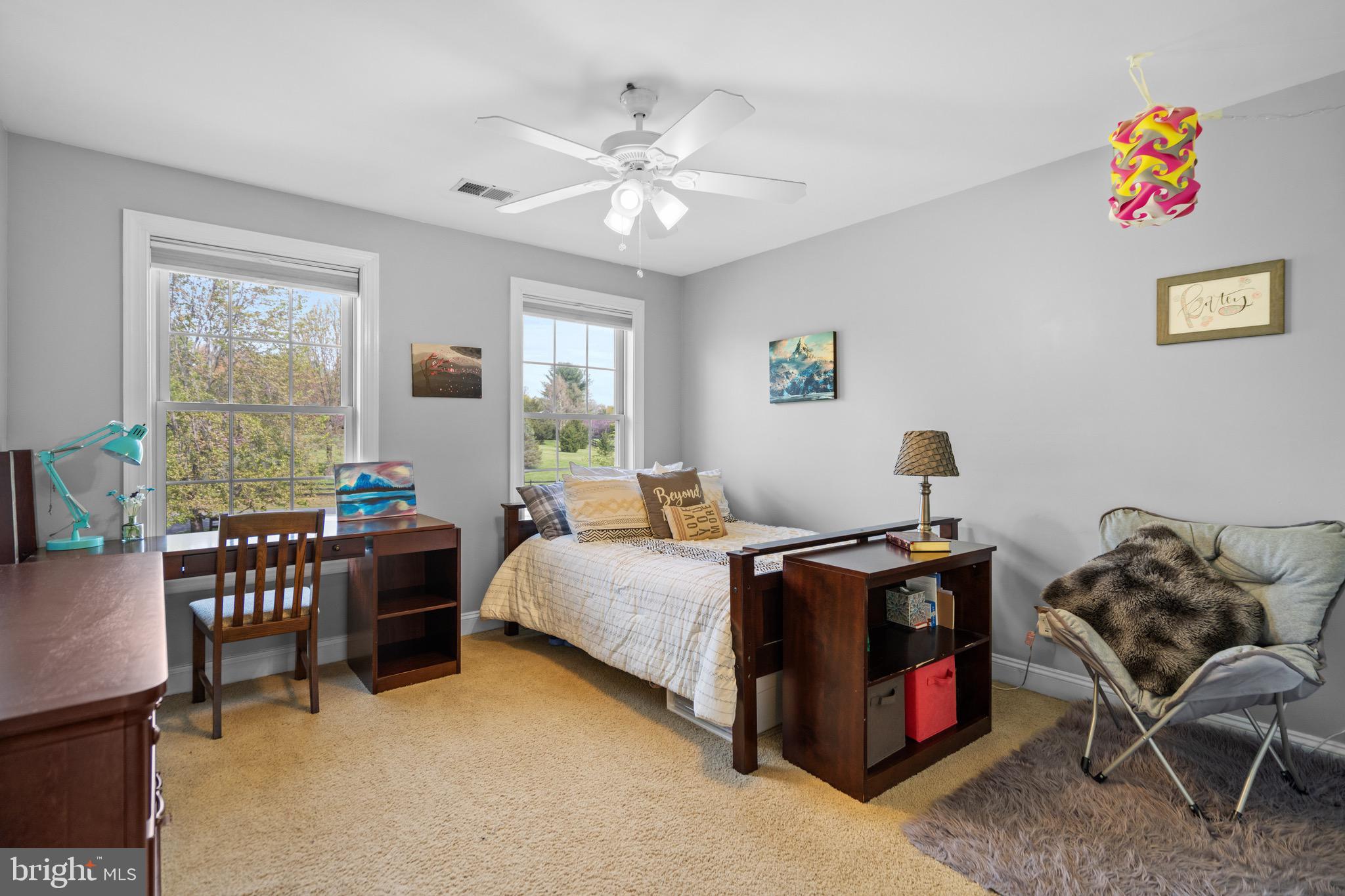 FARMINGTON ON THE GREEN - Residential