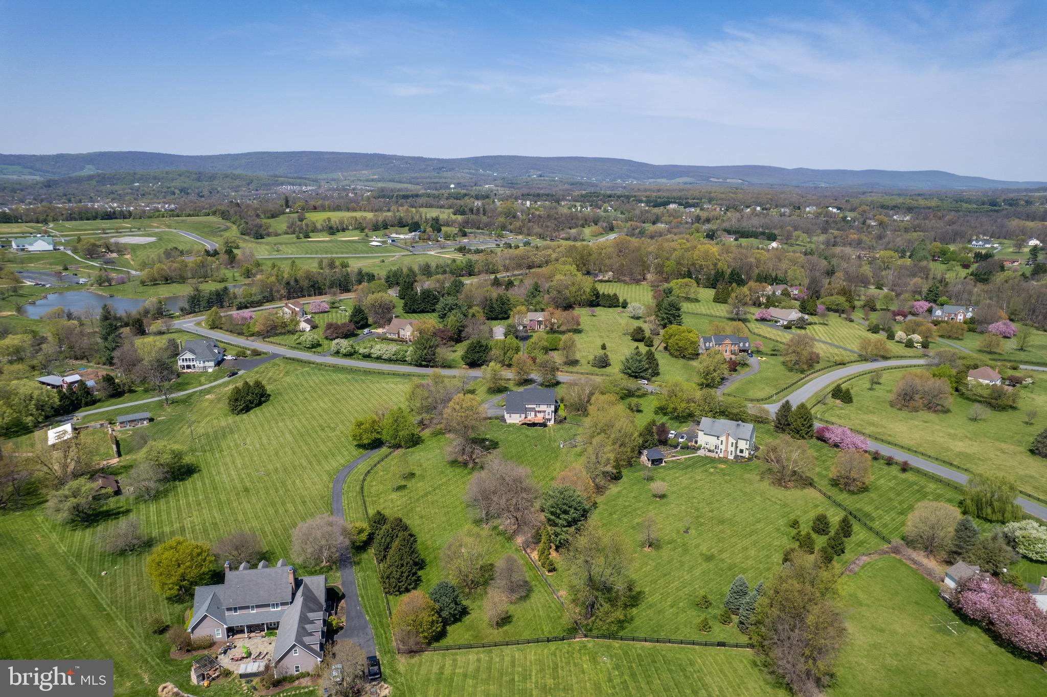FARMINGTON ON THE GREEN - Residential