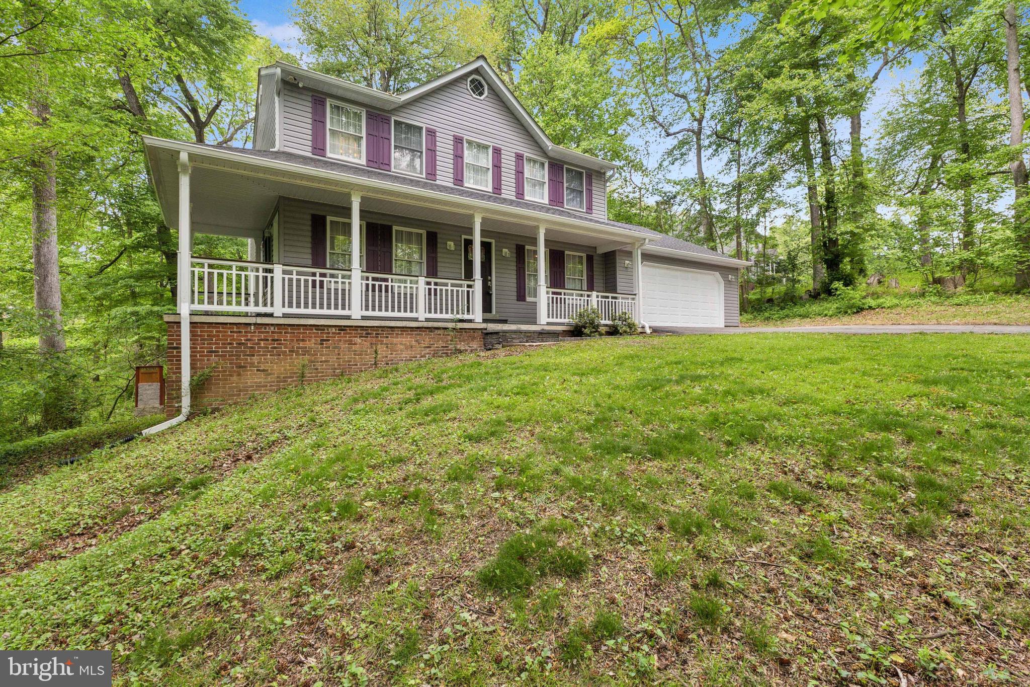 AVON CREST - Residential