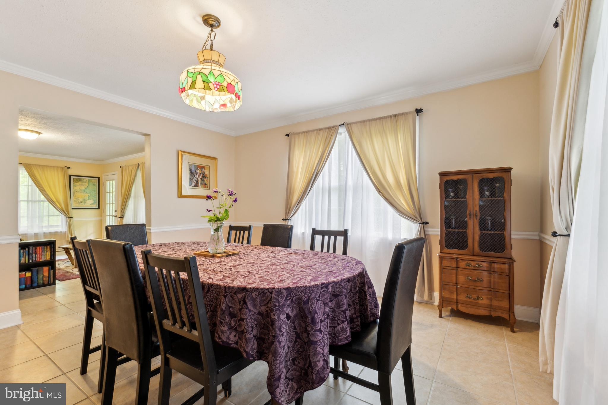 AVON CREST - Residential