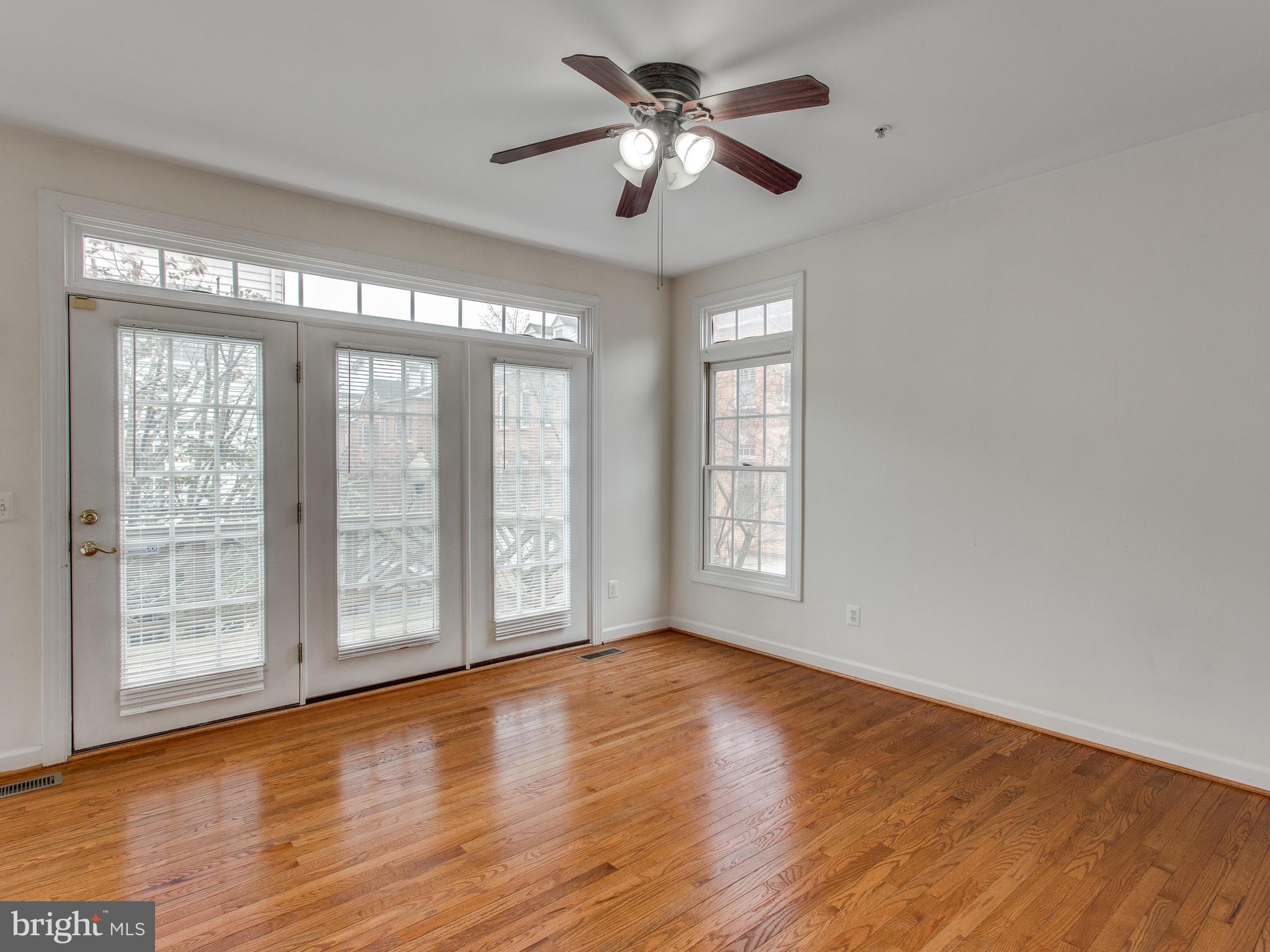 OLD TOWN GREENS - Residential Lease