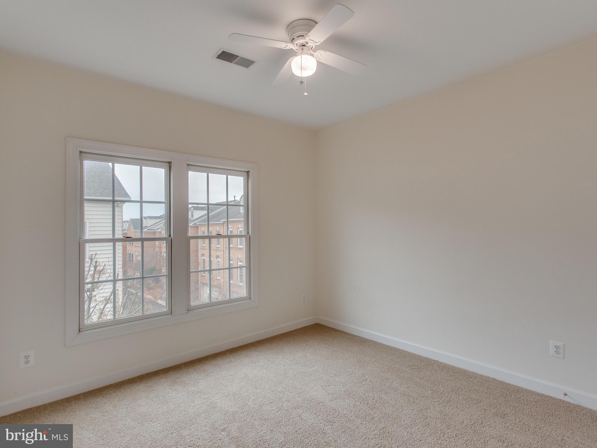 OLD TOWN GREENS - Residential Lease