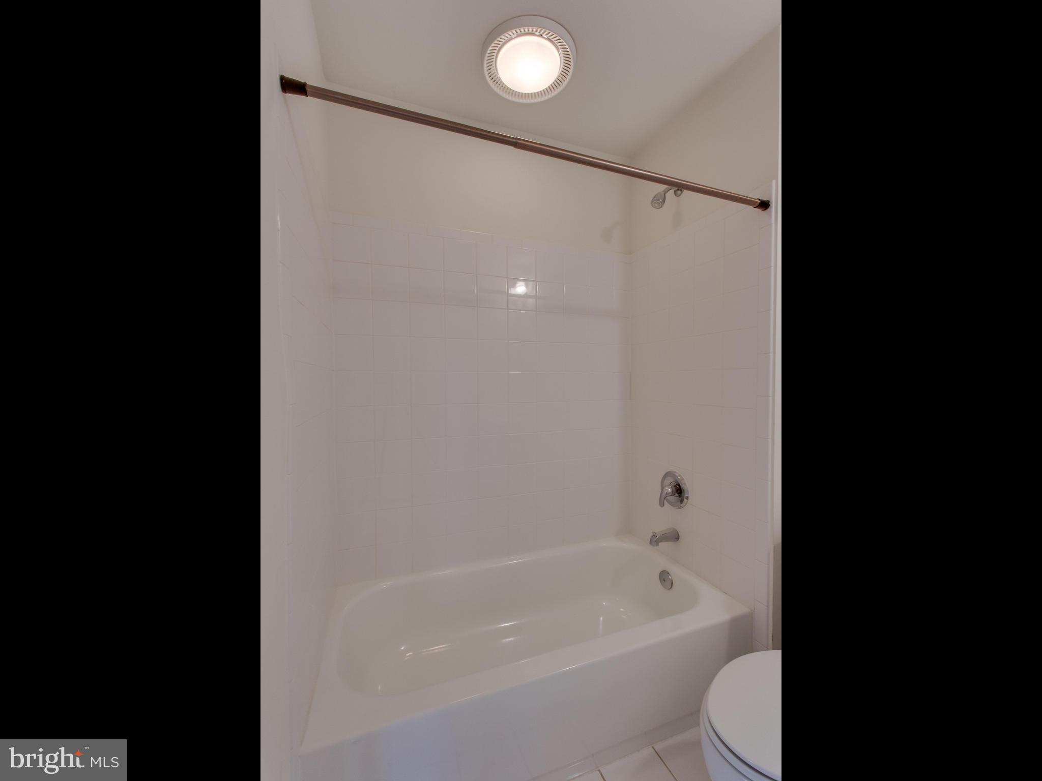 OLD TOWN GREENS - Residential Lease