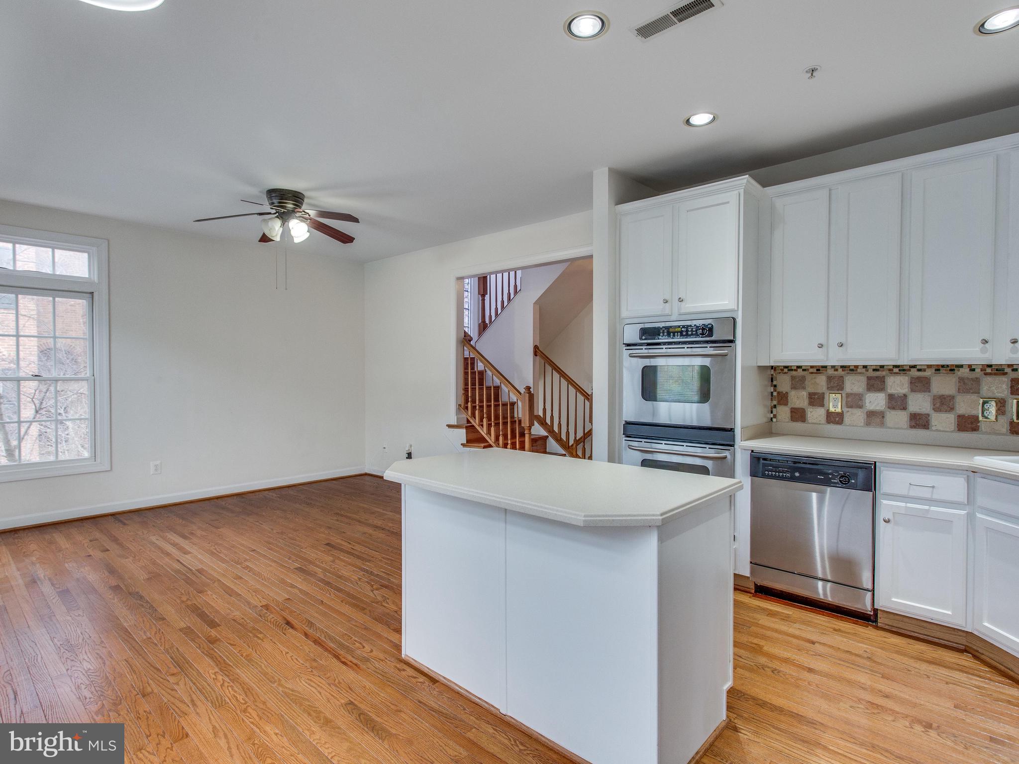 OLD TOWN GREENS - Residential Lease