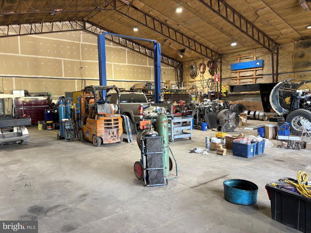 Photo of 858 Gravel Pike, PALM, PA 18070 (MLS # PAMC2159144)