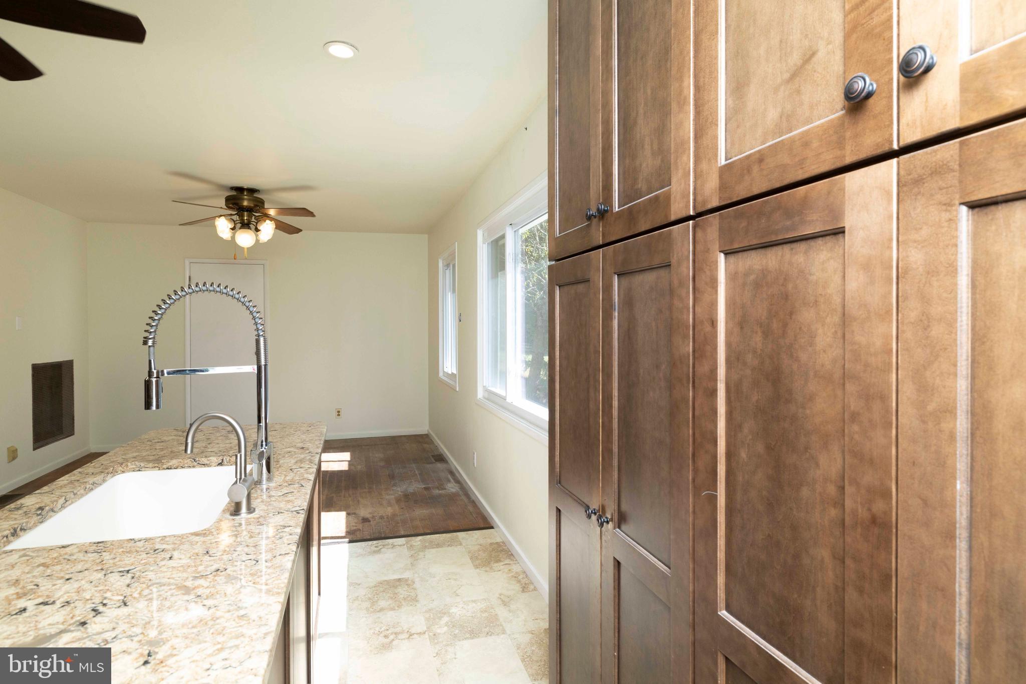 HILLSIDE VIL - Residential