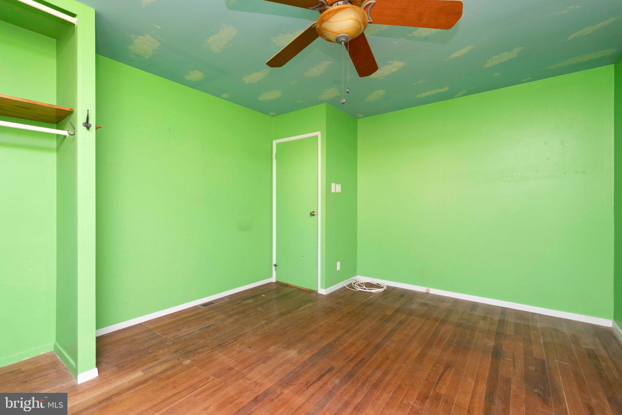 HILLSIDE VIL - Residential