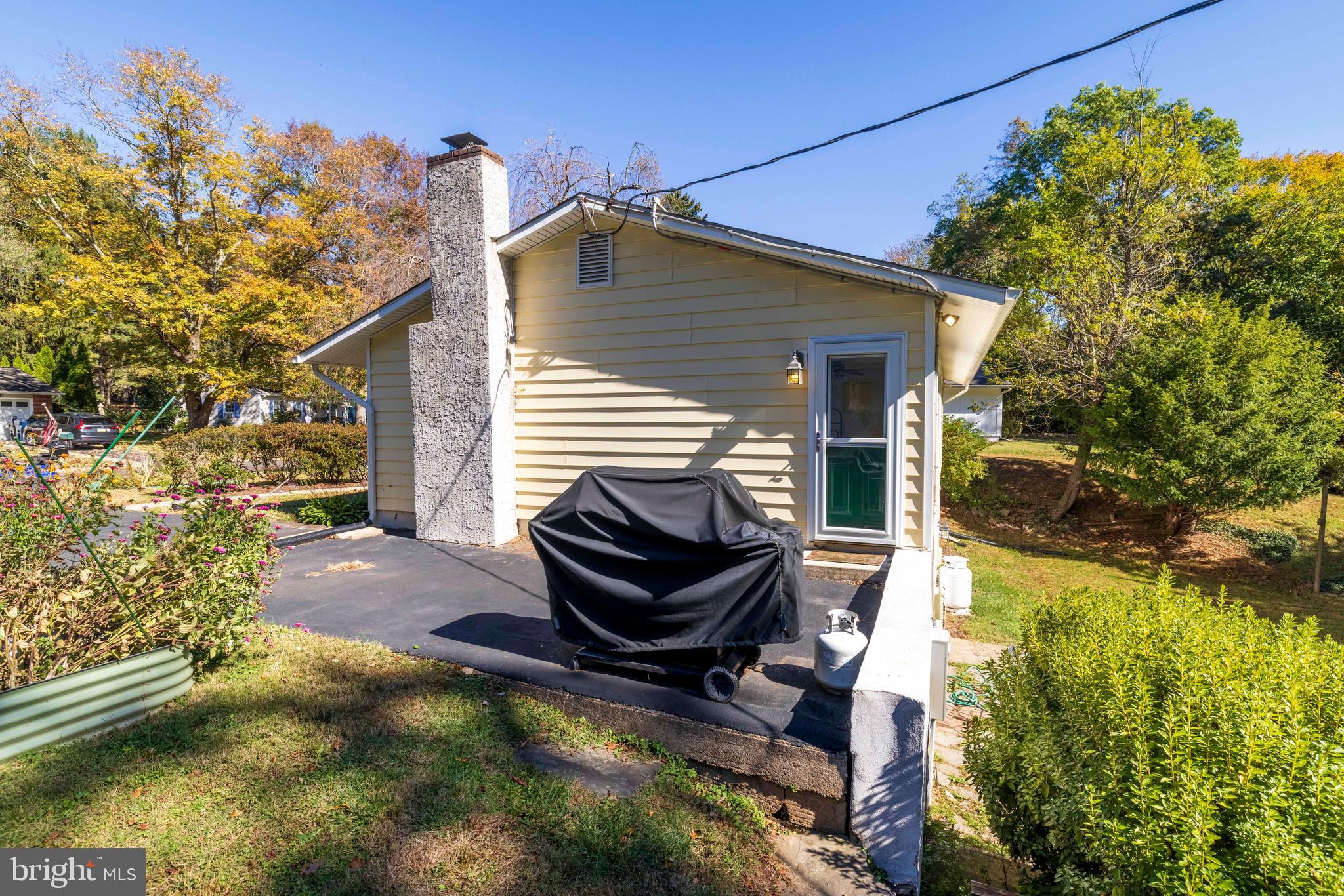 HILLSIDE VIL - Residential