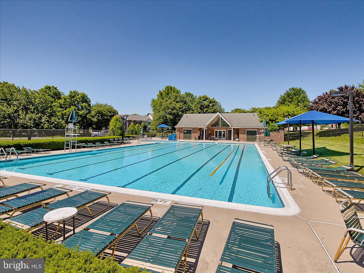 LAKETREE - Residential