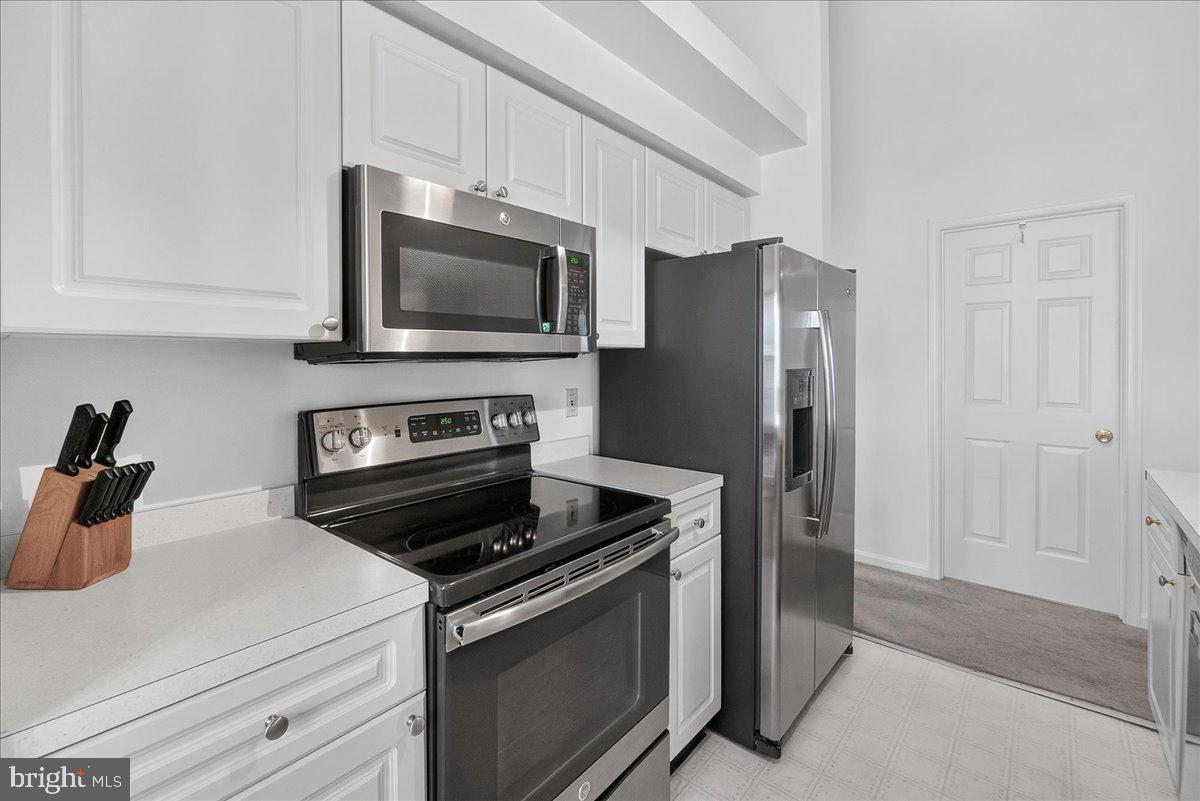 LAKETREE - Residential