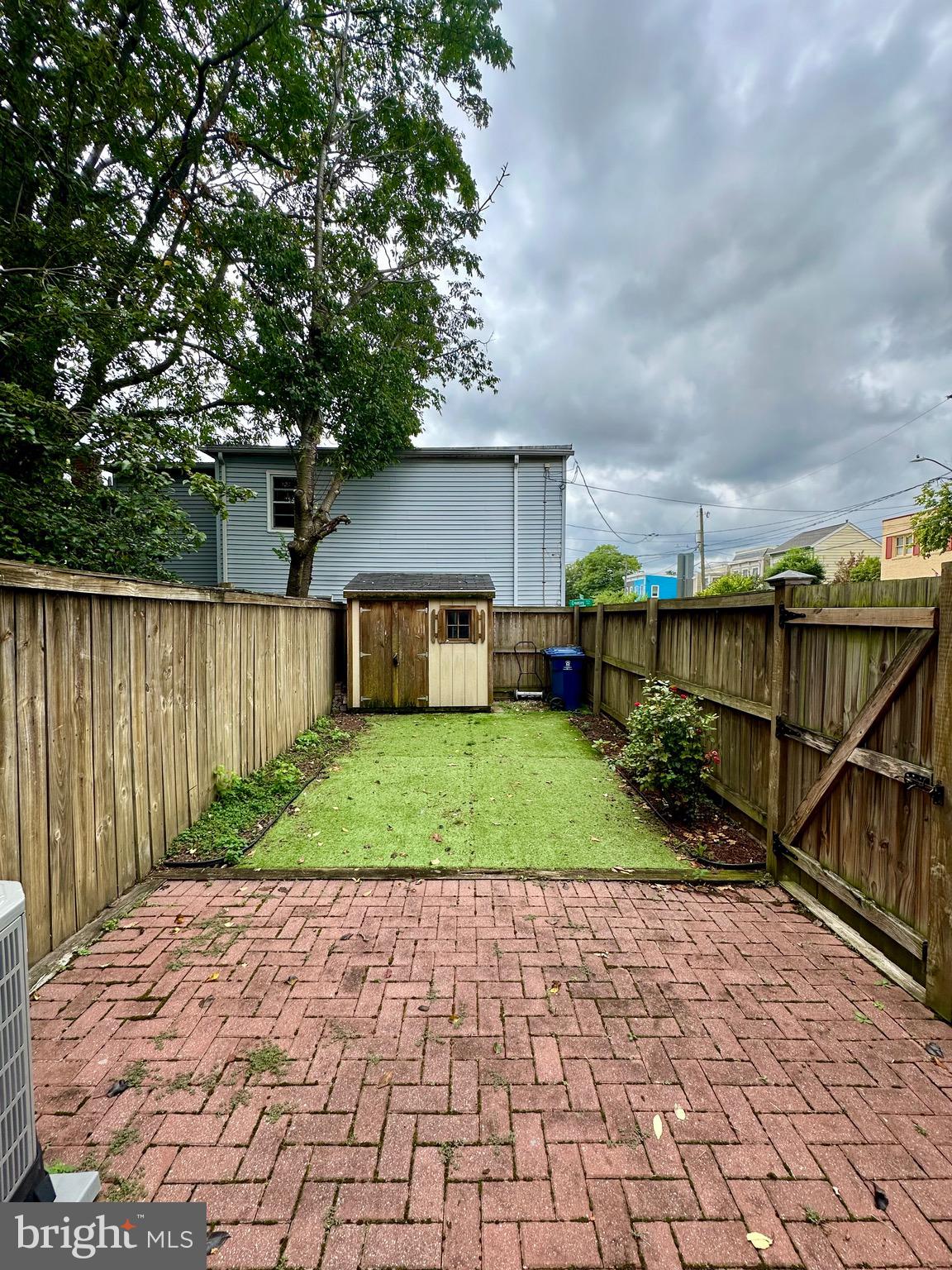 PARKER GRAY - Residential Lease