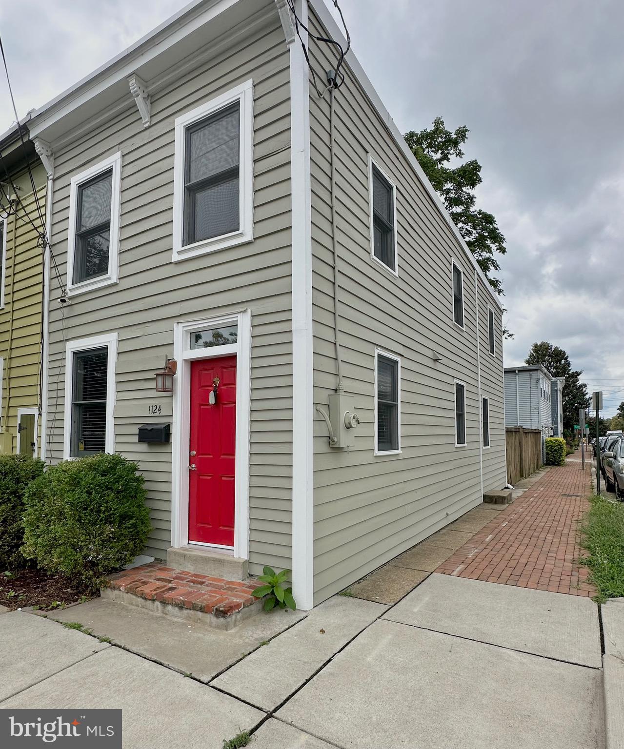 PARKER GRAY - Residential Lease