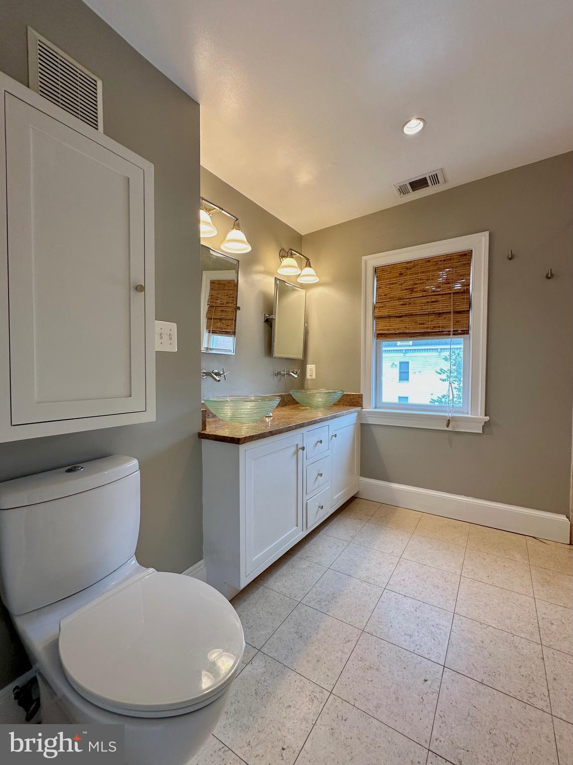 PARKER GRAY - Residential Lease