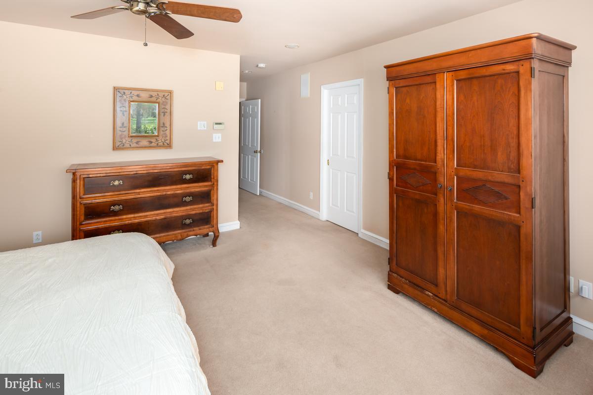 WYNNEWOOD - Residential