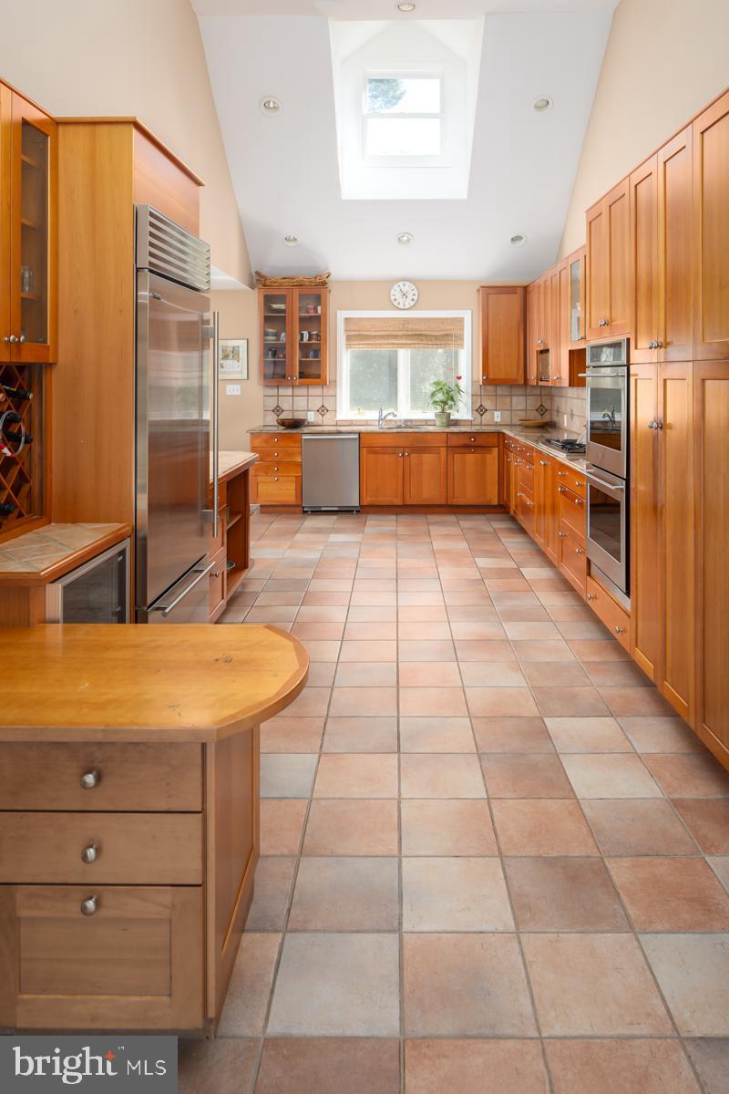 WYNNEWOOD - Residential