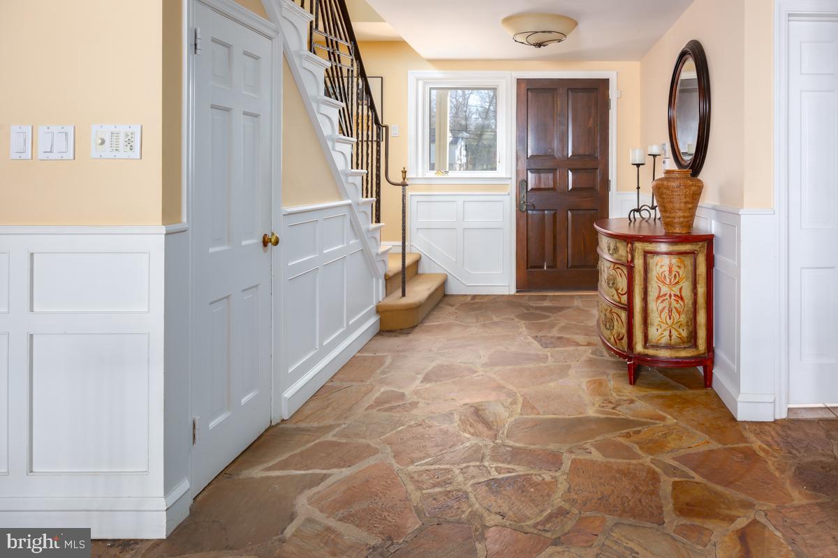 WYNNEWOOD - Residential