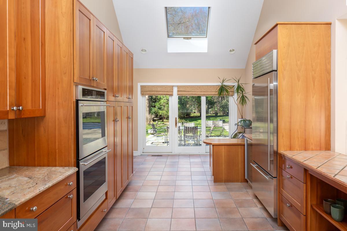 WYNNEWOOD - Residential