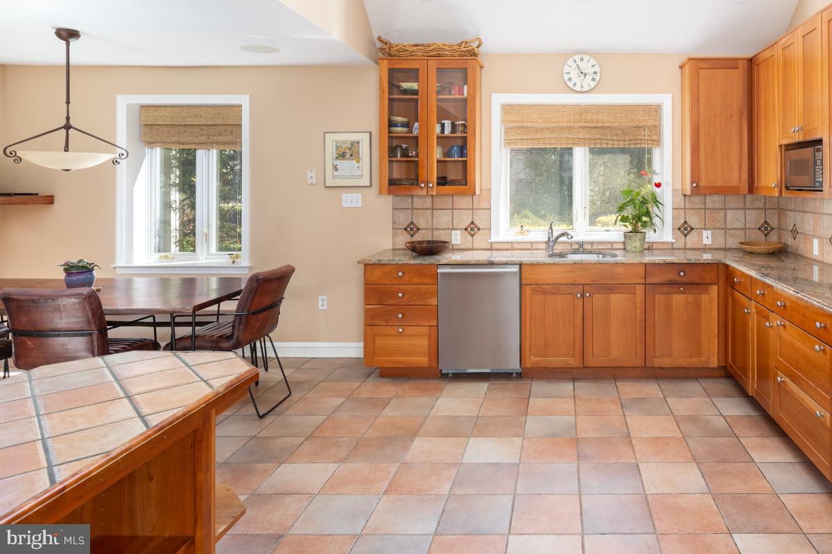 WYNNEWOOD - Residential