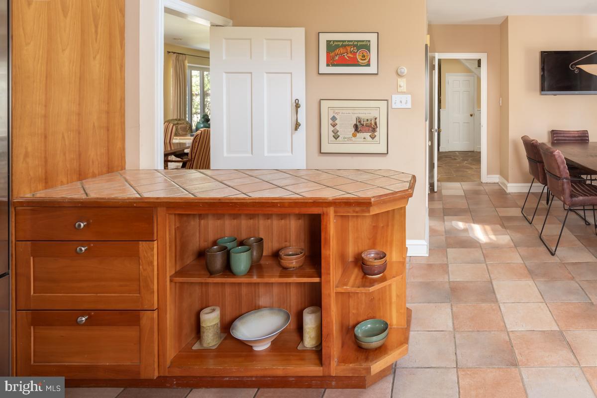 WYNNEWOOD - Residential