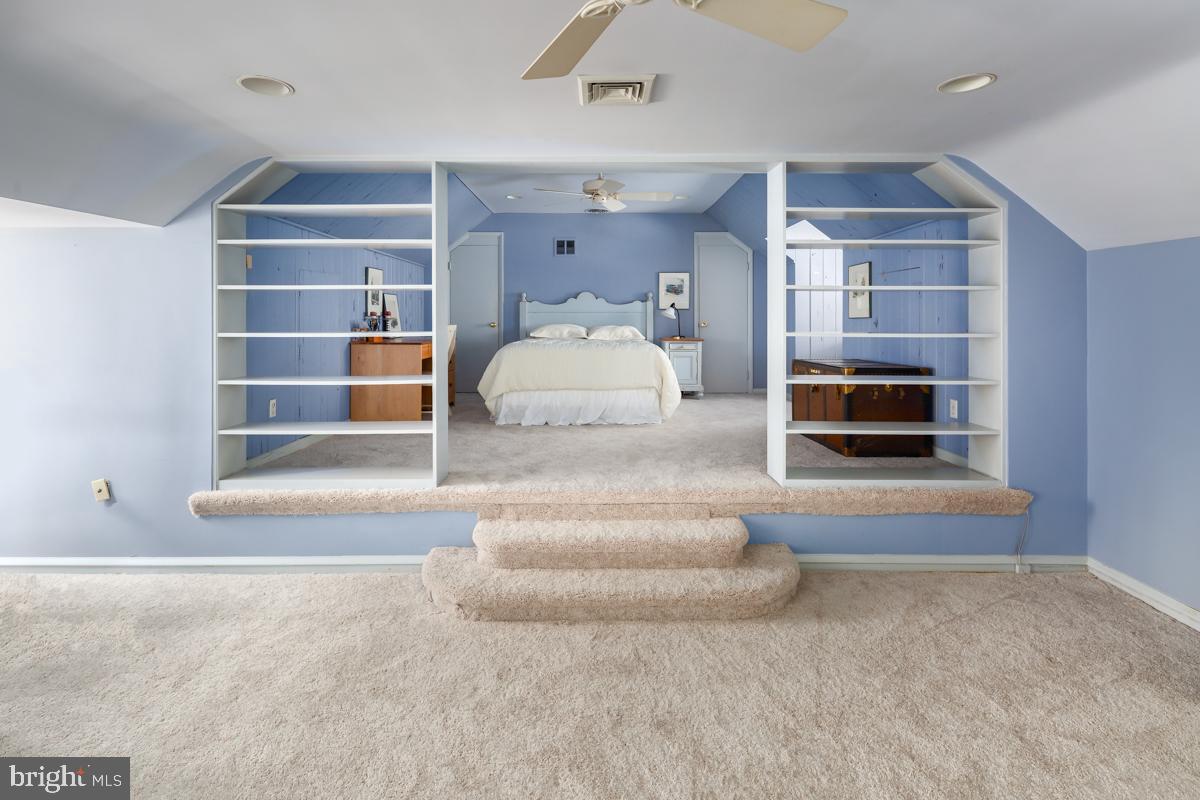 WYNNEWOOD - Residential